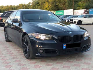 BMW 5 Series foto 3