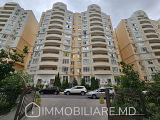 Apartament cu 3 camere, 104 m², Botanica, Chișinău