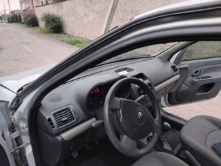 Renault Clio foto 5