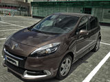 Renault Scenic foto 1