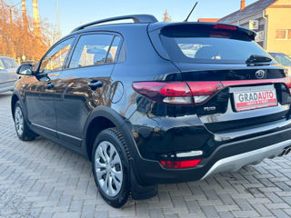 KIA Rio X-Line foto 8