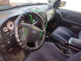 Ford Maverick foto 3