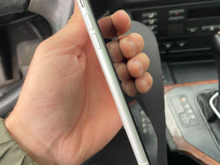 iPhone XR 64gb foto 4