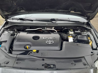 Toyota Avensis foto 6