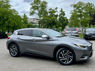 Infiniti QX30 foto 10