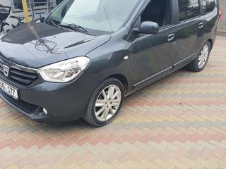 Dacia Lodgy