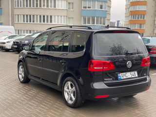 Volkswagen Touran foto 6