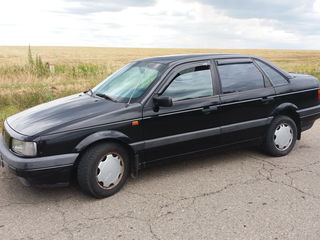 Volkswagen Passat foto 1