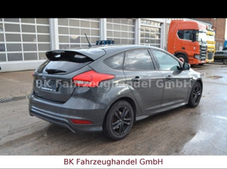 Ford Focus ST foto 2