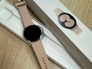 Samsung Galaxy Watch4 (40mm)- 2490 lei