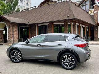 Infiniti QX30 foto 4