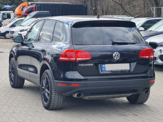 Volkswagen Touareg foto 5