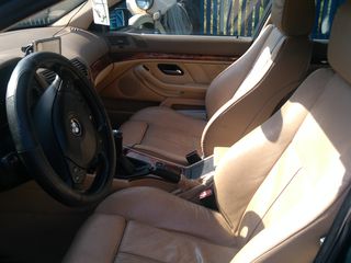 BMW 5 Series foto 6