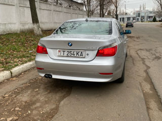 BMW 5 Series foto 3