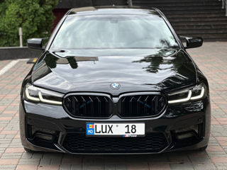 BMW 5 Series foto 2