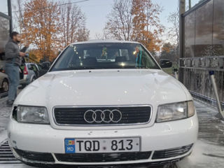 Audi A4 foto 2