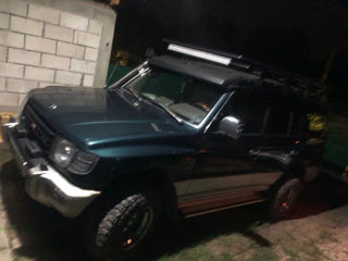 Mitsubishi Pajero foto 5