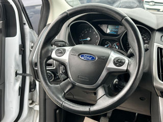 Ford Focus foto 9