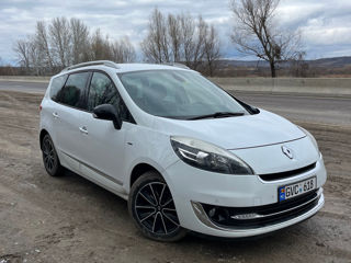 Renault Grand Scenic foto 2