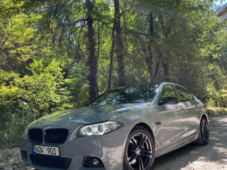 BMW 5 Series foto 7