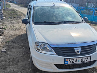 Dacia Logan foto 1