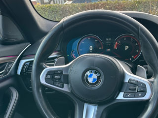 BMW 5 Series foto 6