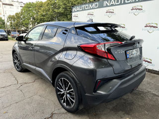 Toyota C-HR foto 3