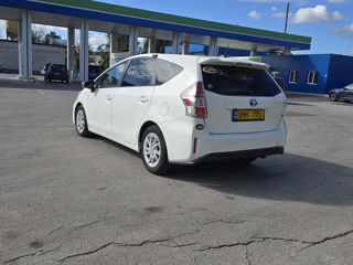 Toyota Prius + foto 3