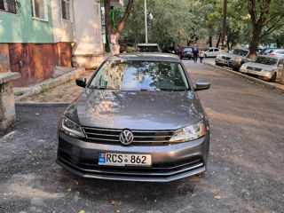 Volkswagen Jetta foto 1