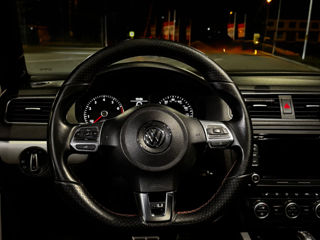 Volkswagen Jetta foto 8