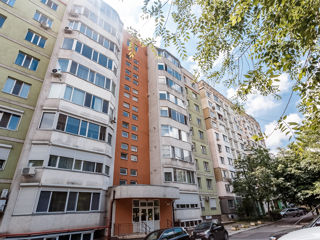Apartament cu 4 camere, 132 m², Centru, Chișinău foto 19