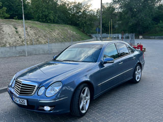 Mercedes E-Class фото 2