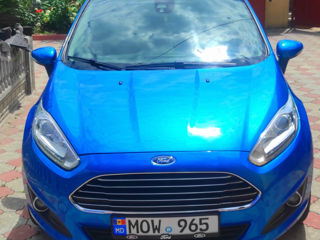 Ford Fiesta foto 10