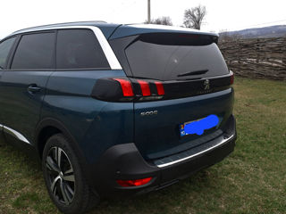 Peugeot 5008 foto 3