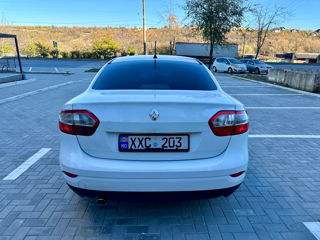 Renault Fluence foto 5