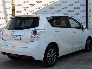 Toyota Verso foto 4