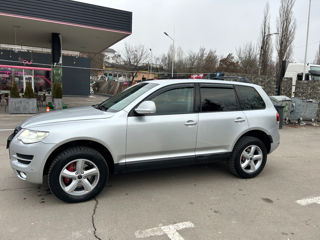 Volkswagen Touareg foto 5