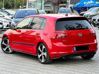 Volkswagen Golf foto 4