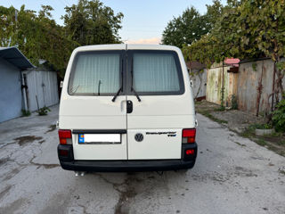 Volkswagen caravella multivan foto 4