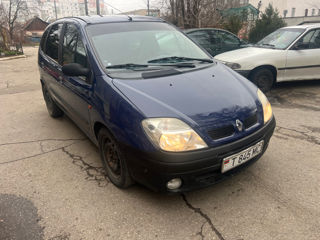 Renault Scenic foto 2