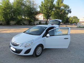 Opel Corsa foto 1