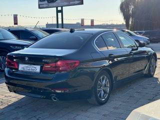 BMW 5 Series foto 6