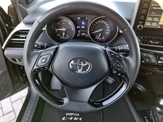 Toyota C-HR foto 6