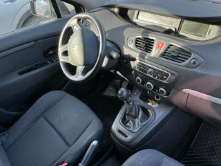 Renault Grand Scenic фото 3