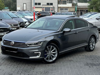 Volkswagen Passat foto 4