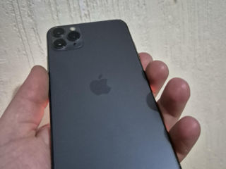 iphone 11 pro max bateria 100% foto 4