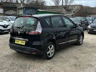 Renault Scenic foto 5