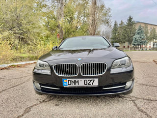 BMW 5 Series foto 2