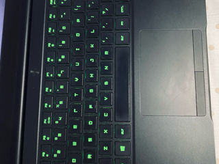 Razer blade 14 foto 2