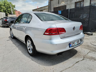 Volkswagen Passat foto 7